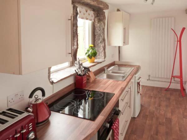 Knowle Lodge Mytholmroyd Bagian luar foto